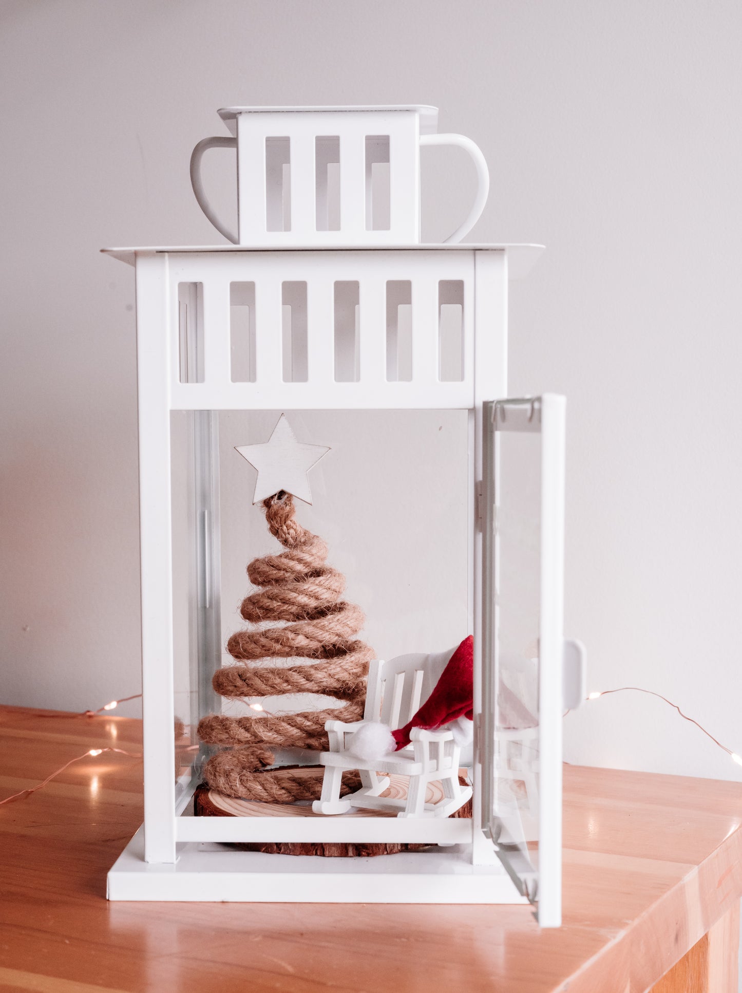 Christmas in Heaven White Lantern Rope Tree